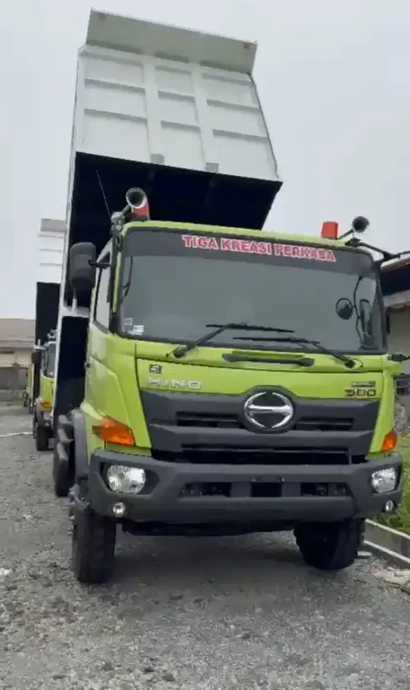 Hino FM 280 JD mining spek km under 500
