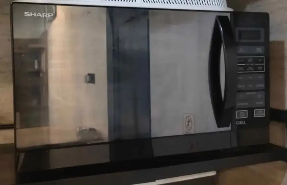 Microwave Sharp istimewa