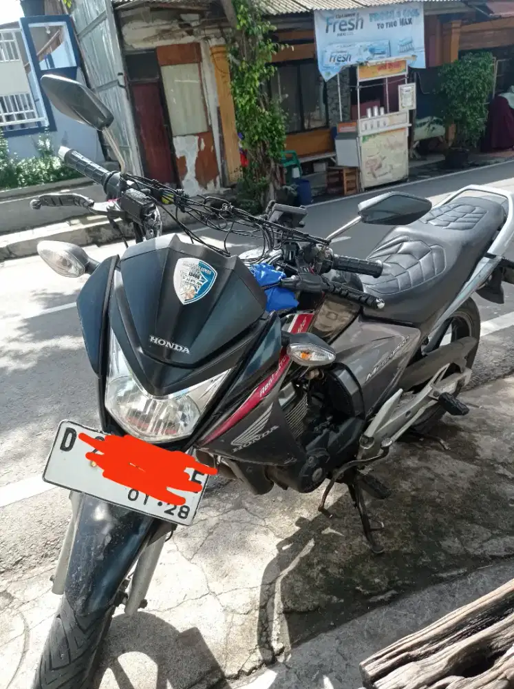HONDA NEW MEGAPRO MONOSHOCK TH 2011