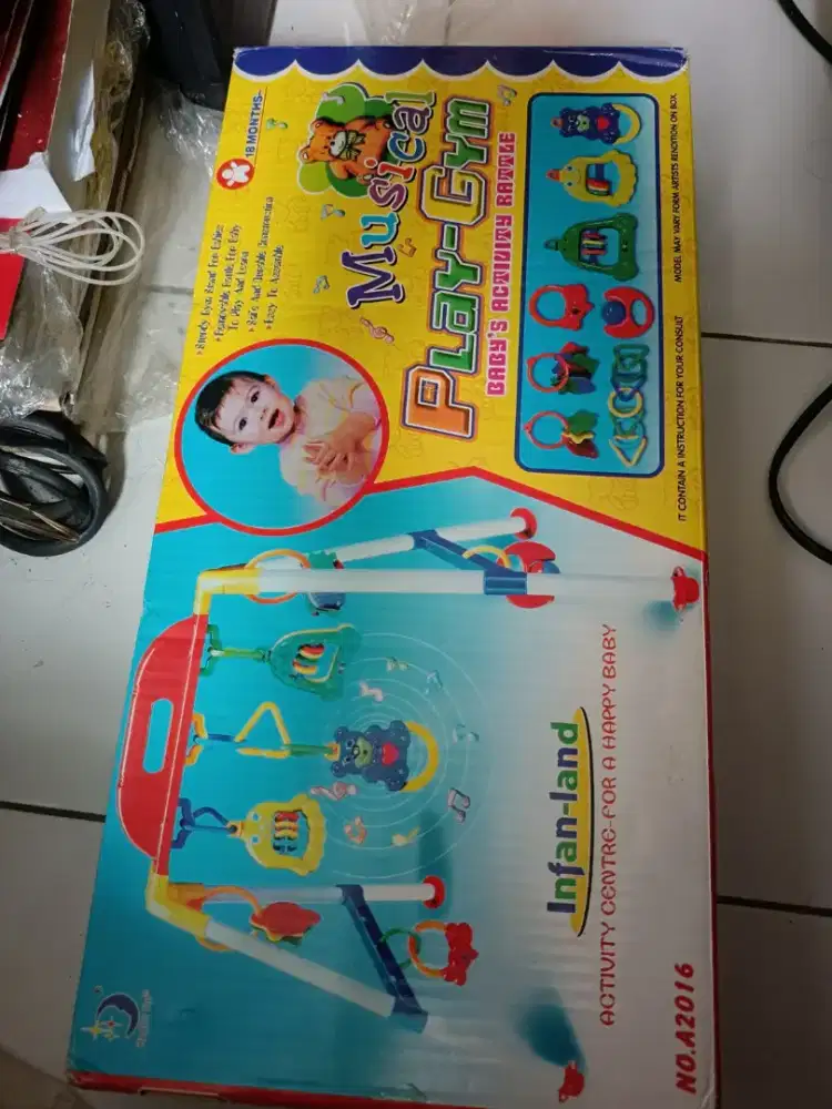Dijual mainan Baby Play Gym dan Musical like new