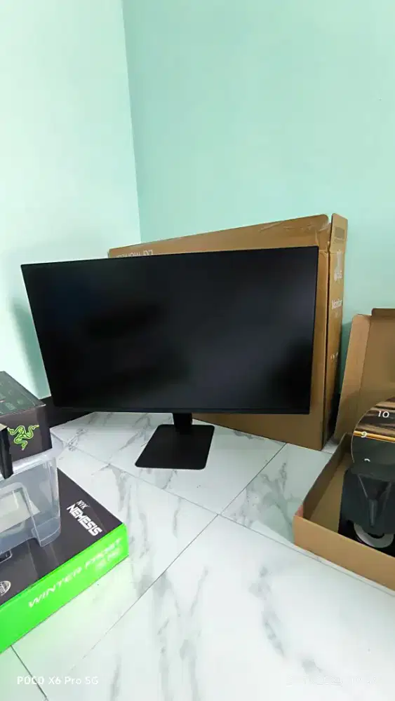 Monitor Gaming LG 27 Inch Second Rasa Baru