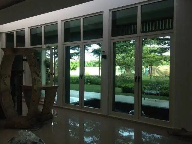 kaca film perumahan kacafilm jendela pintu sticker kantor hotel Gedung
