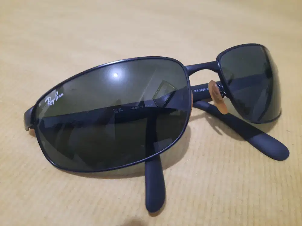 Kacamata RayBan