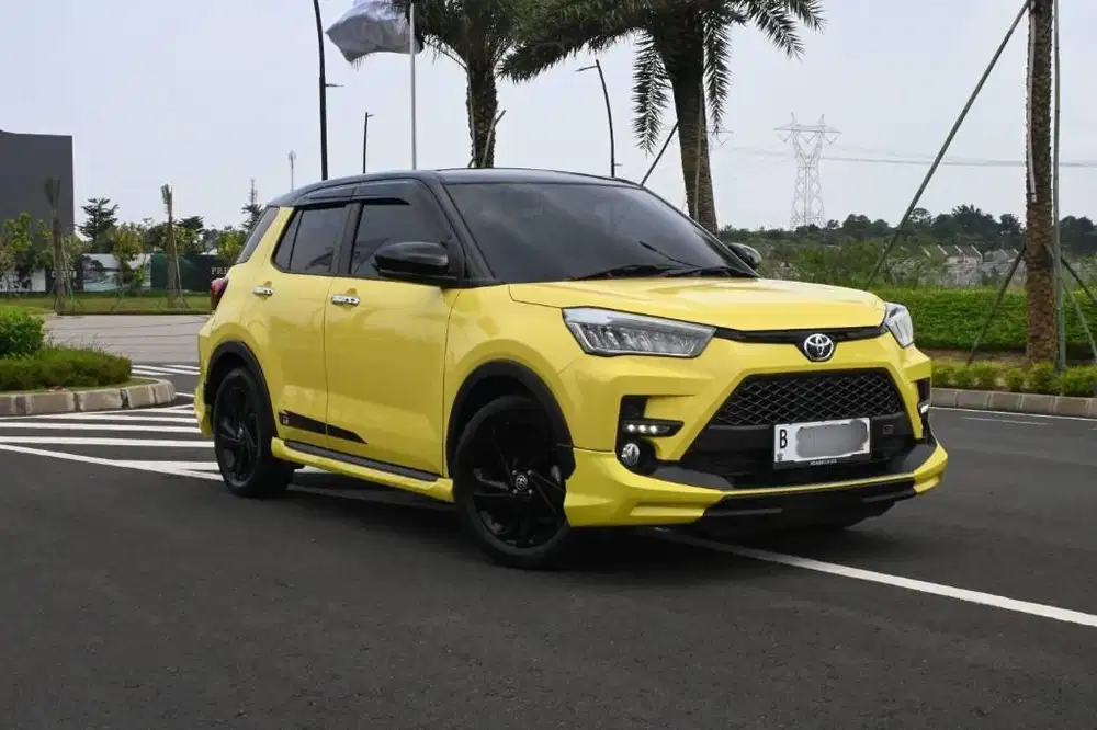 (LOW TDP!) Raize 1.0 Turbo GR Sport CVT (FAV COLOUR)