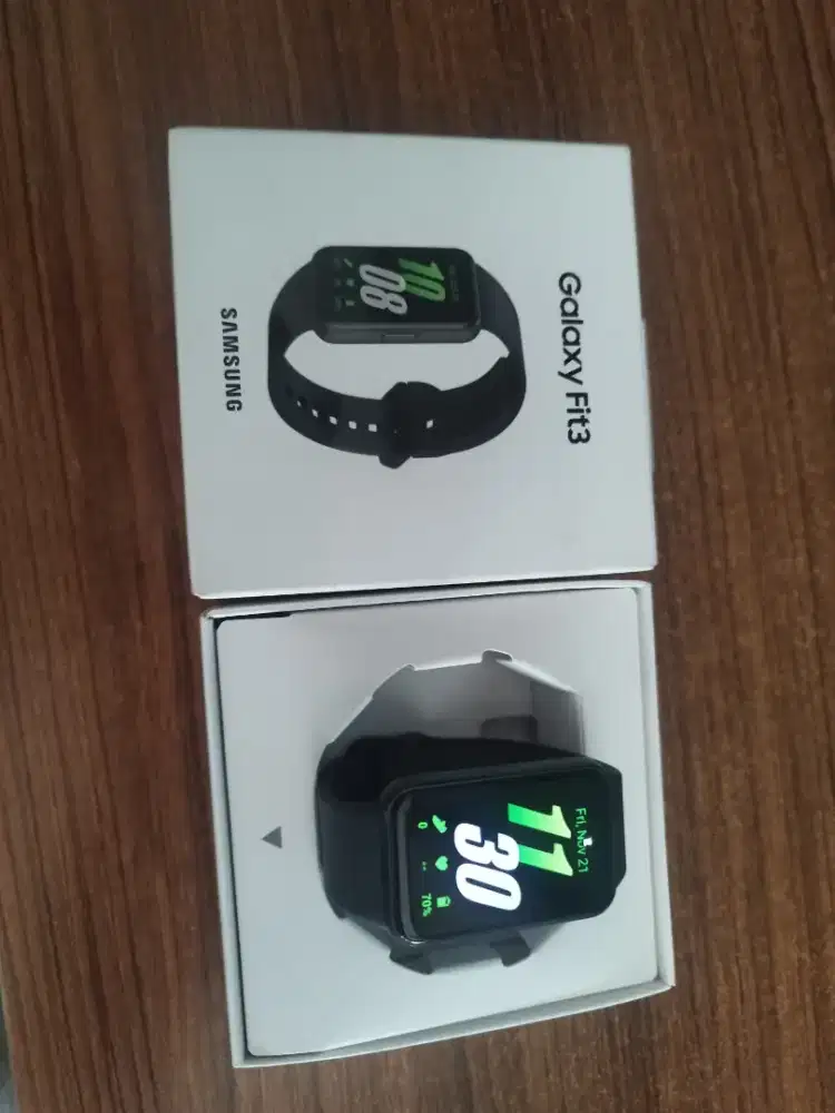 samsung fit 3 cuman buka dus aj buat di foto