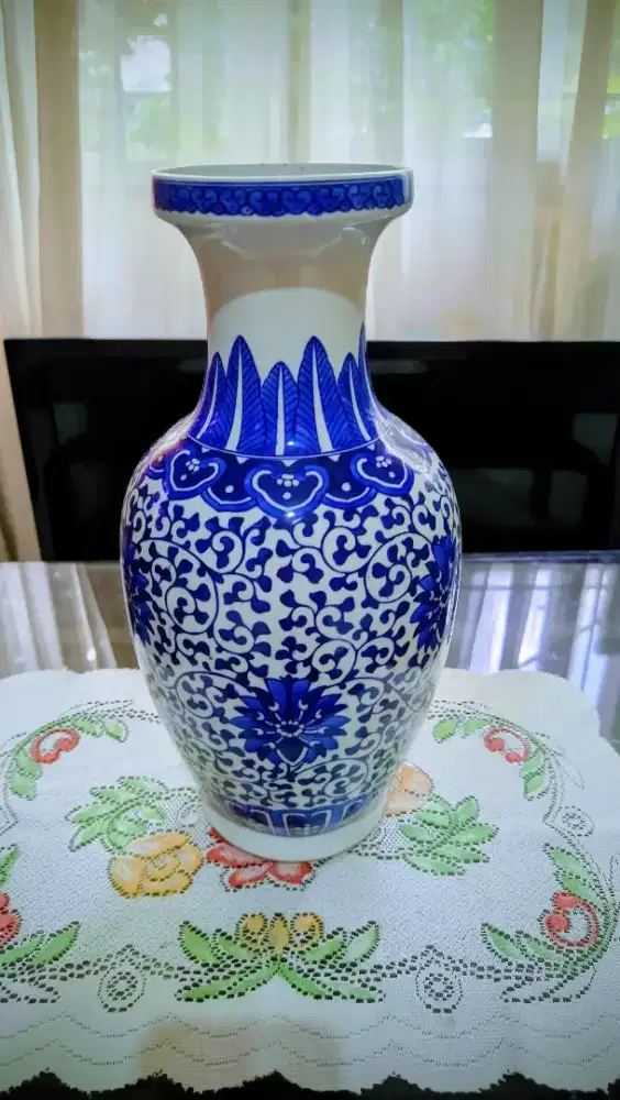 Guci vintage blue n white yg klasik