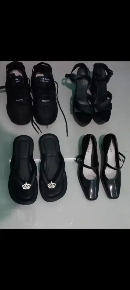 Sendal&wedges&sepatu sport&highheels(paketan 4 produk)