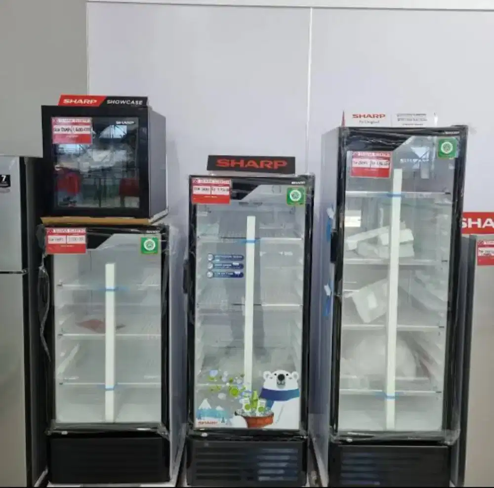 showcase/ kulkas minuman sharp