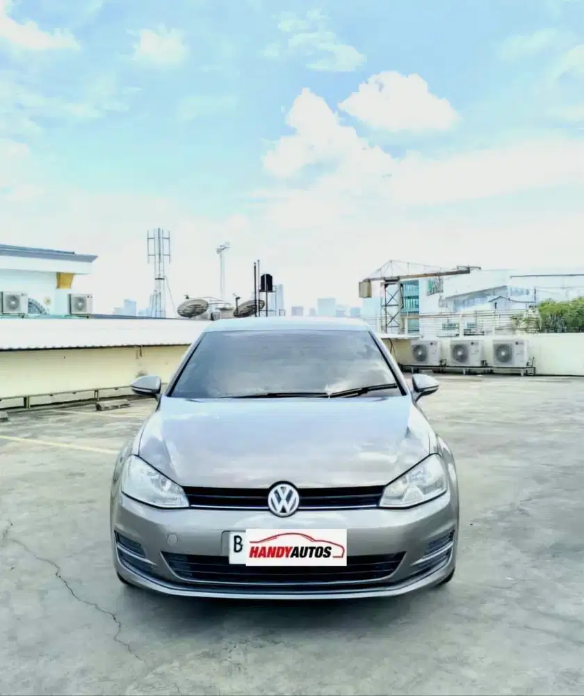 VW Golf Tahun 2014 Automatic Abu abu Metalik