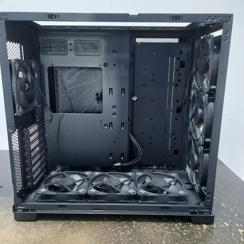 Casing PC Lian Li O11 Dynamic Evo (Non RGB)