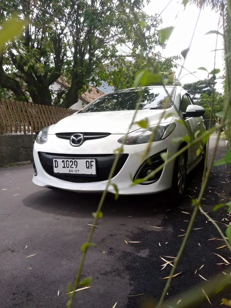 mazda 2R 1.5 matic 2012