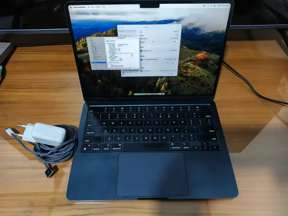 Macbook air 2022 M2 256gb 8gb 13 retina midnight fungsi. 100% bh 86%