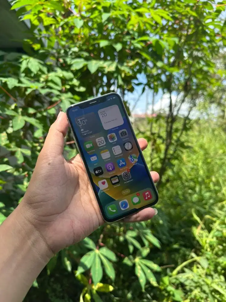 iPhone X 64GB Fullset iBox