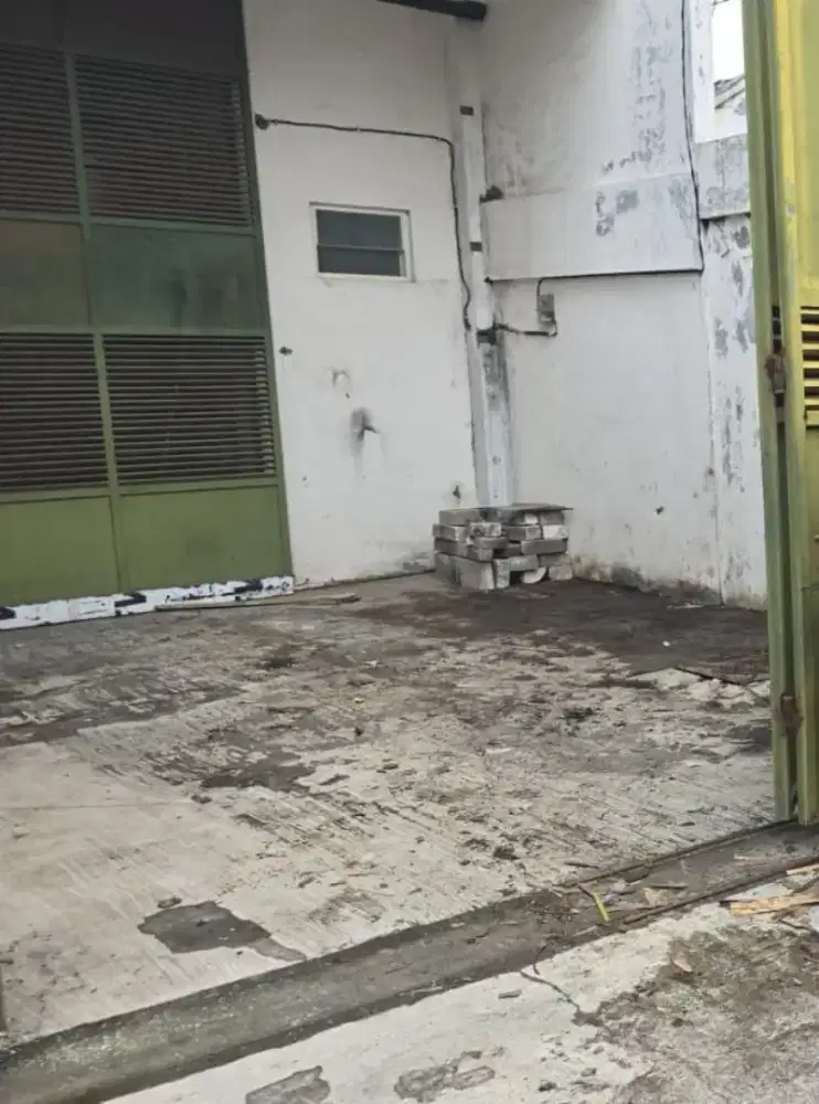 Dijual Cepat Gudang Donowati