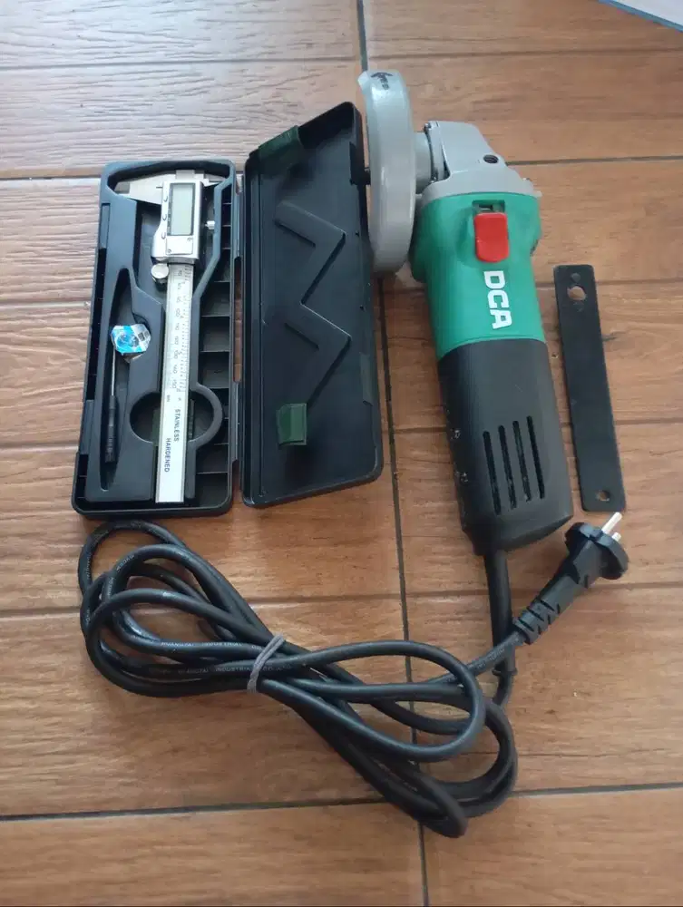 Gerinda Tangan Dan Jangka Sorong Digital