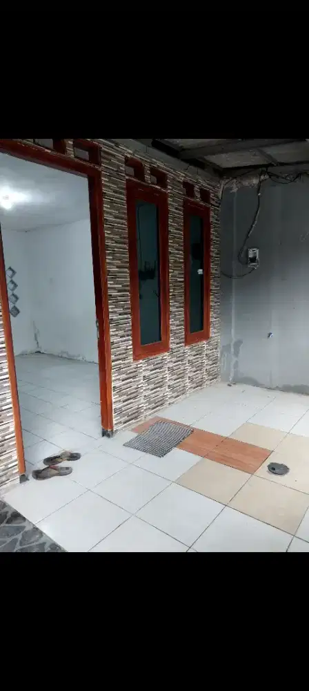 Rumah nyaman dan aman di kontrakan di perumahan pondok timur indah