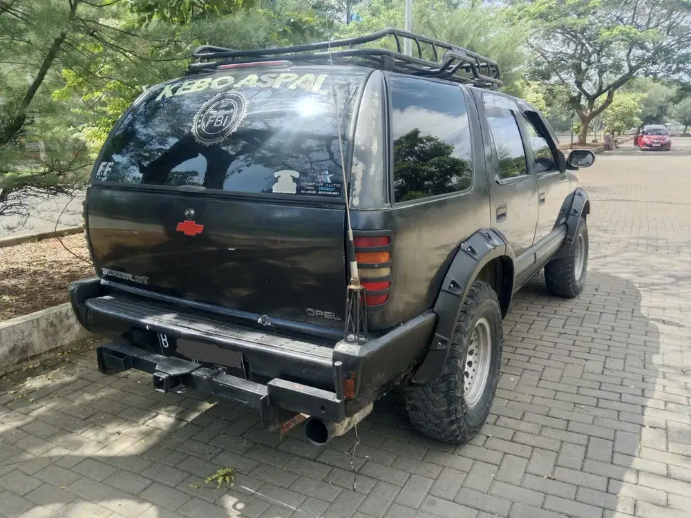 Opel Blazer 2000 Bensin