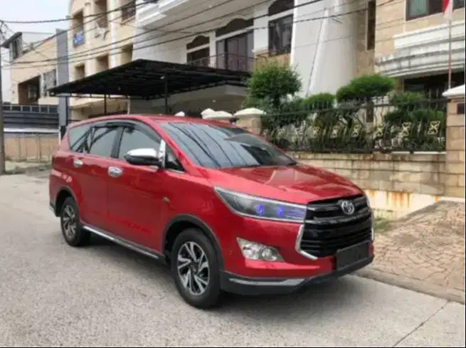 Toyota Innova 2.0 Venturer Bensin 2019