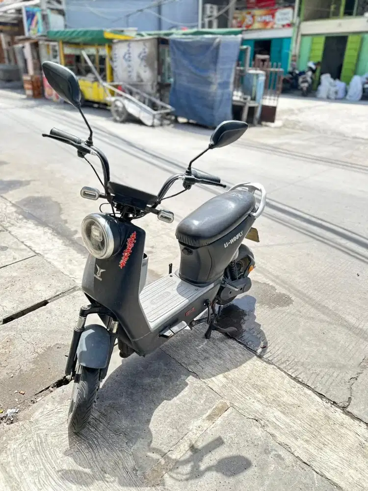 Sepeda Listrik Seken Uwinfly