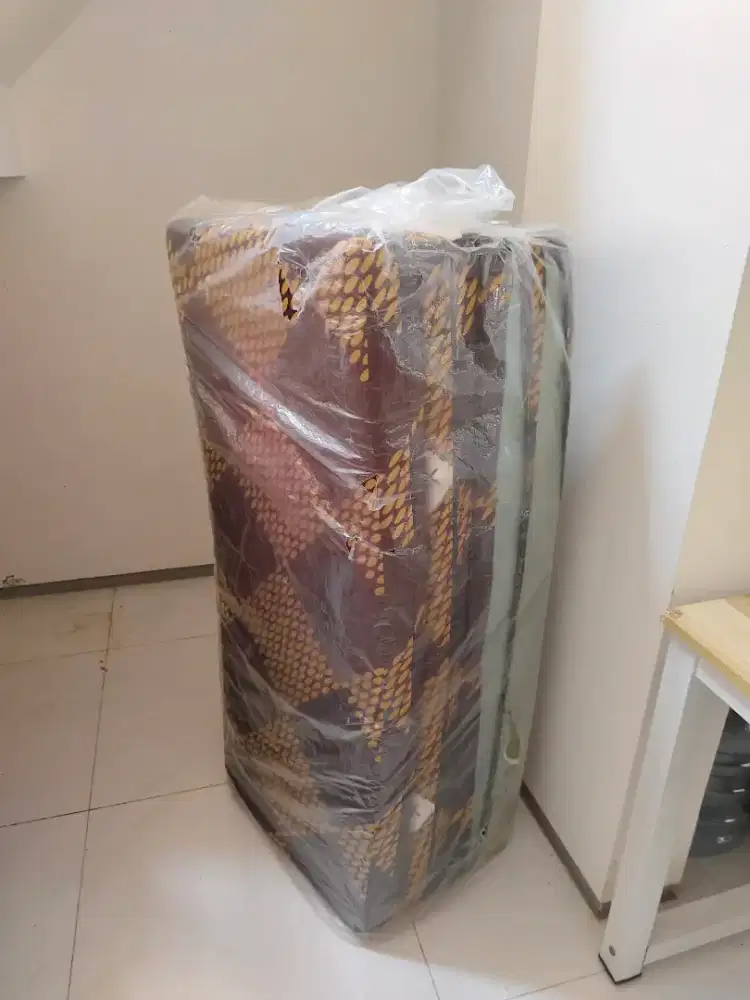 Kasur lipat Inoac 120x200x10cm