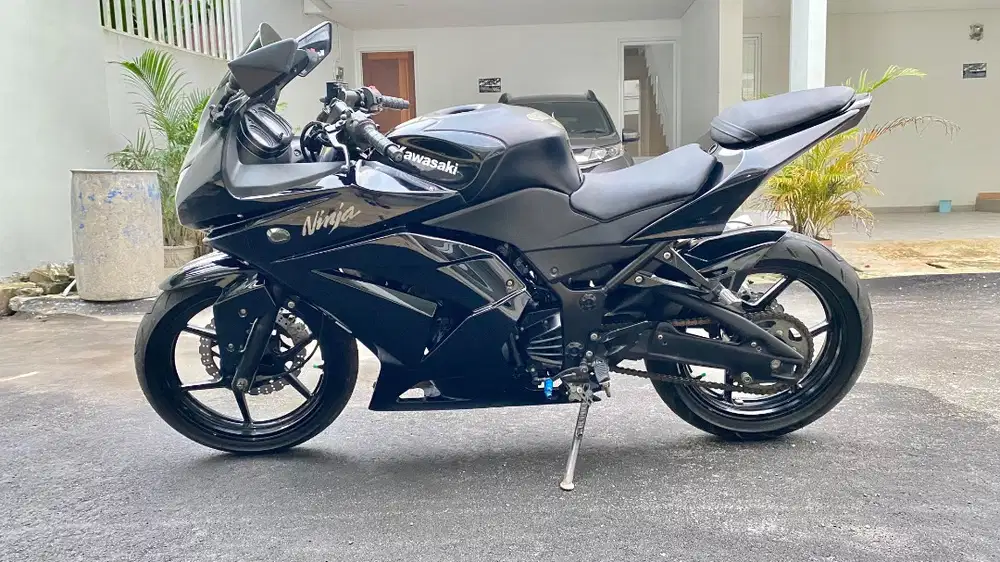 Ninja black 250 cc