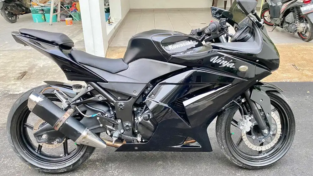 Ninja black 250 cc