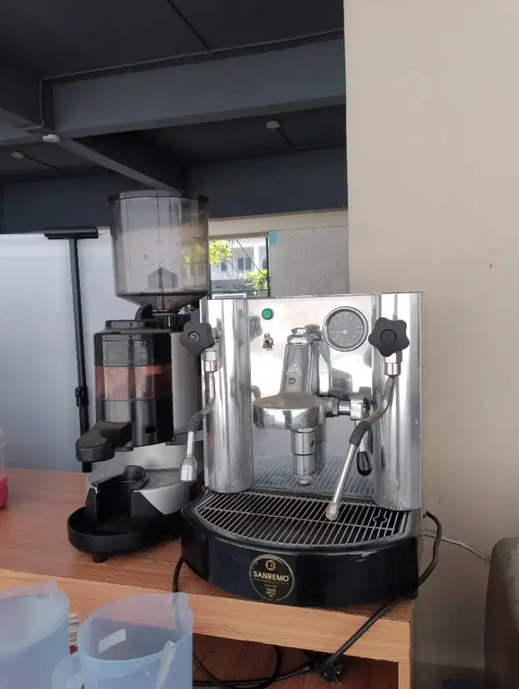 Mesin kopi sanremo dan grinder