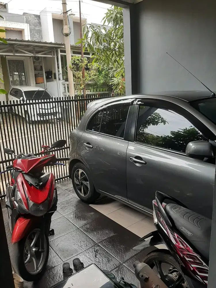 Nissan March 2013 Bensin