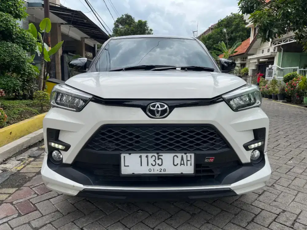 DP 30 JT TOYOTA RAIZE GR SPORT TWO TONE CVT / MATIC / AT 2022 #2022