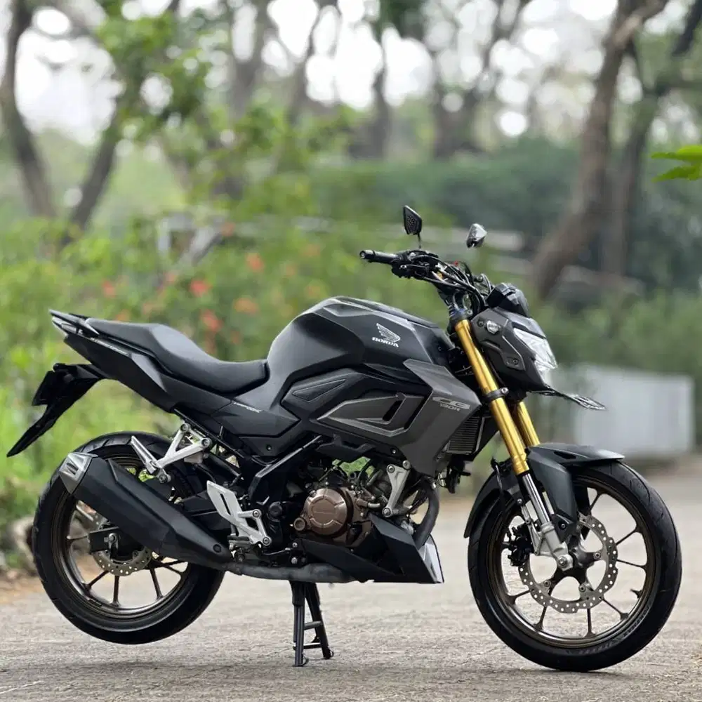 HONDA NEW CB150R 2022 BLACK KM RENDAH PAJAK PANJANG SIAP GASPOL