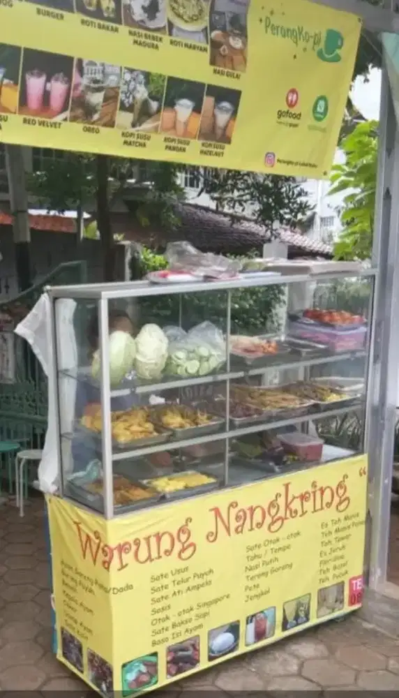 Etalase warung makan