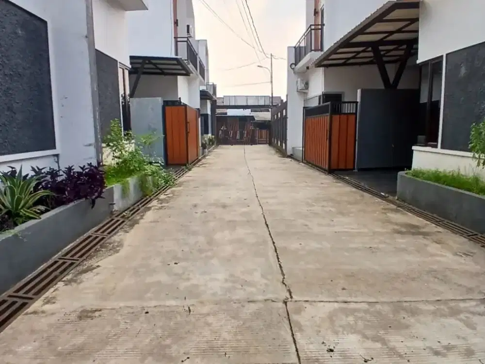 Rumah dalam Cluster Townhouse Dekat PEMDA Cibinong Dekat GDC
