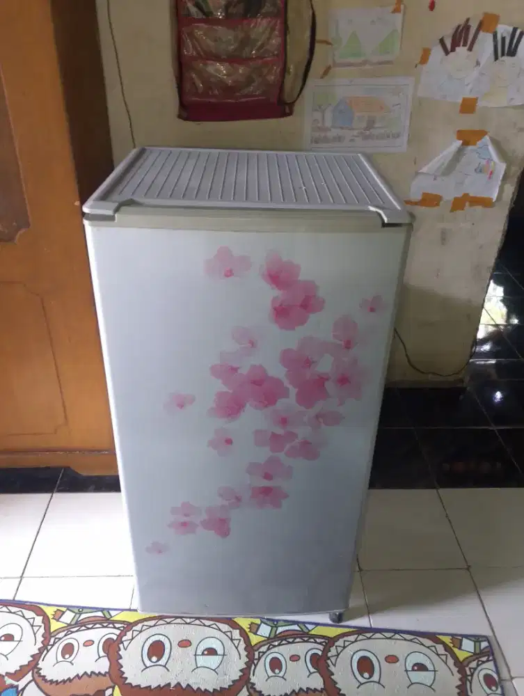 Kulkas Aqua 1 pintu normall