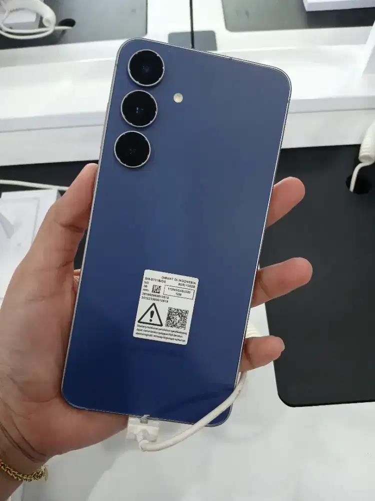 NEW SAMSUNG S25FE GARANSI RESMI SEIN RAM UPTO 16GB