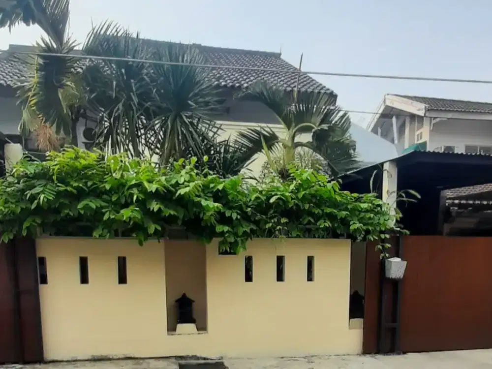 Dijual Rumah siap pakai di Lebak Lestari Indah bebas banjir