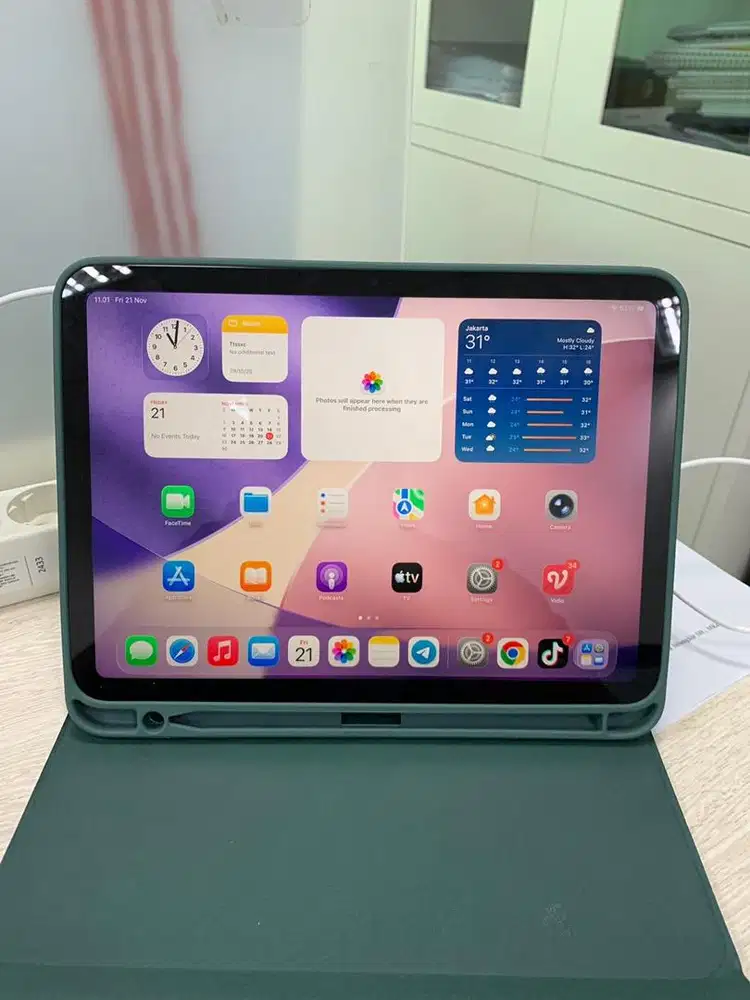 Ipad Gen 10, OS 26.1 IBOX