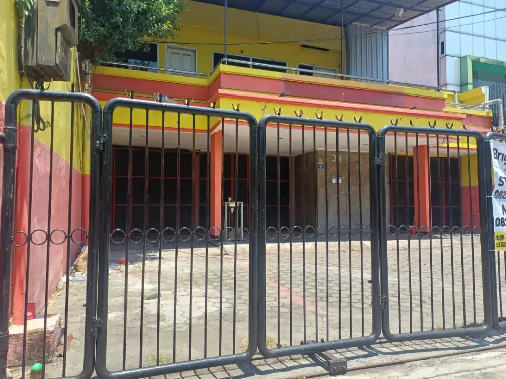 Disewakan Rumah di jalan Raya Ngagel bisa buat Usaha