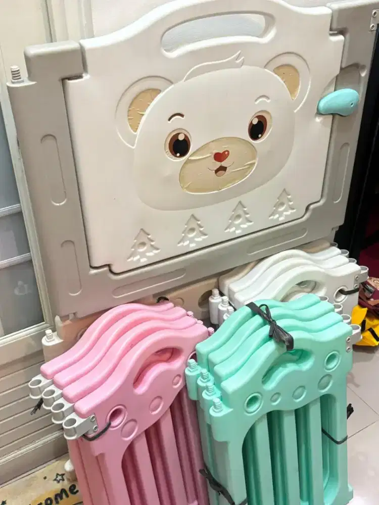 Baby Fence / Pagar Bayi 14 pcs Like New