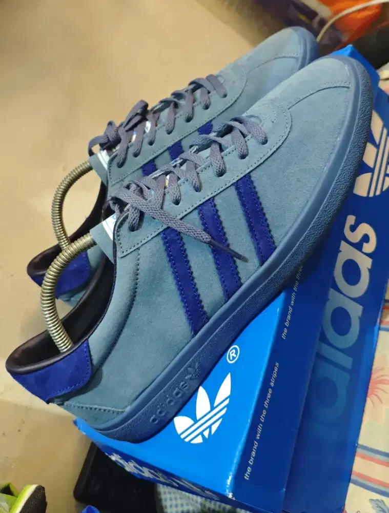Adidas Bali Size 44 Premium 1:1 Masih Baru