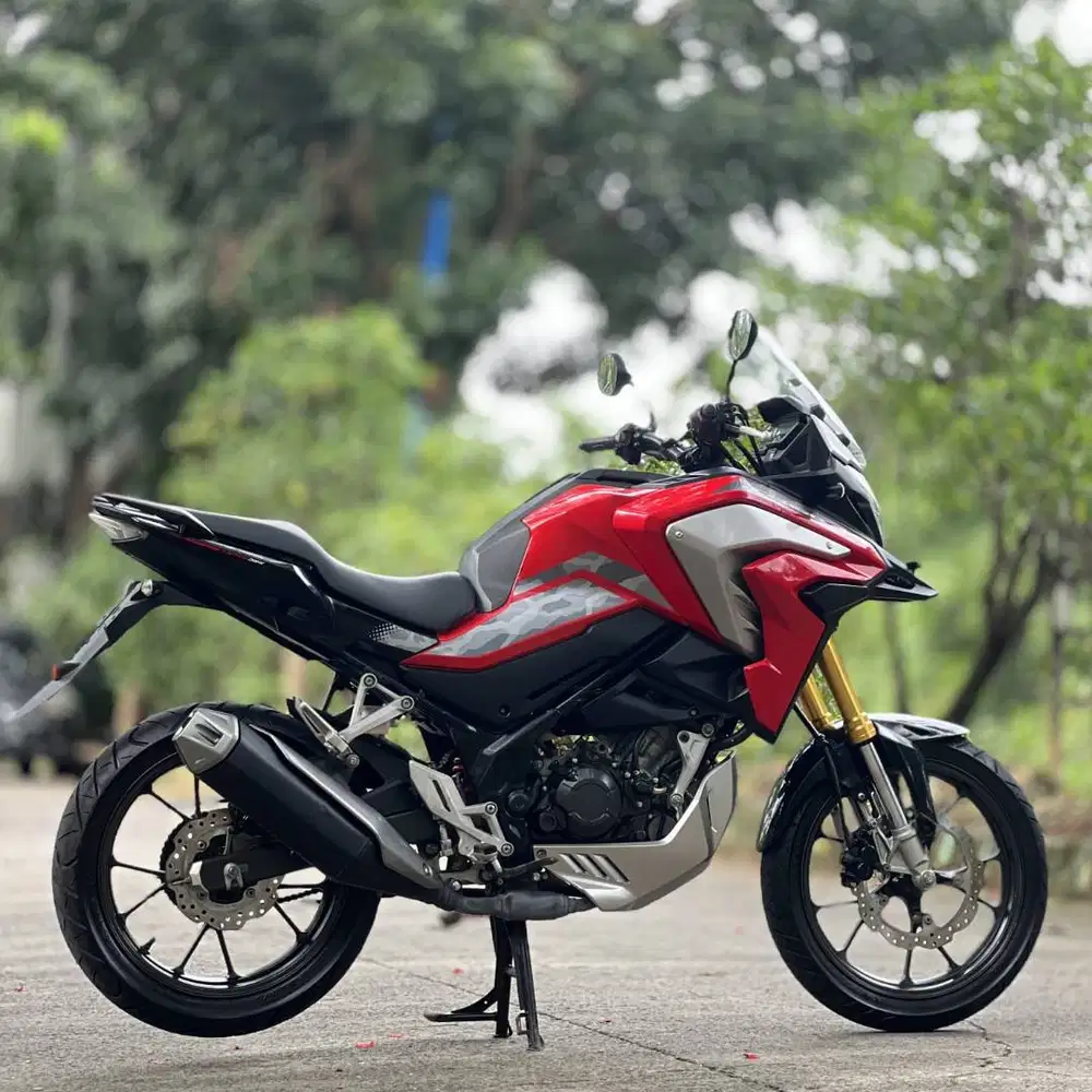 SIAP TOURING! HONDA CB150X MERAH SILVER 2022 KM LOW PAJAK PANJANG
