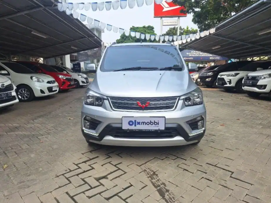 DP MURAH Wuling Confero S 1.5 L Lux Plus Bensin-MT 2017 CTOVB