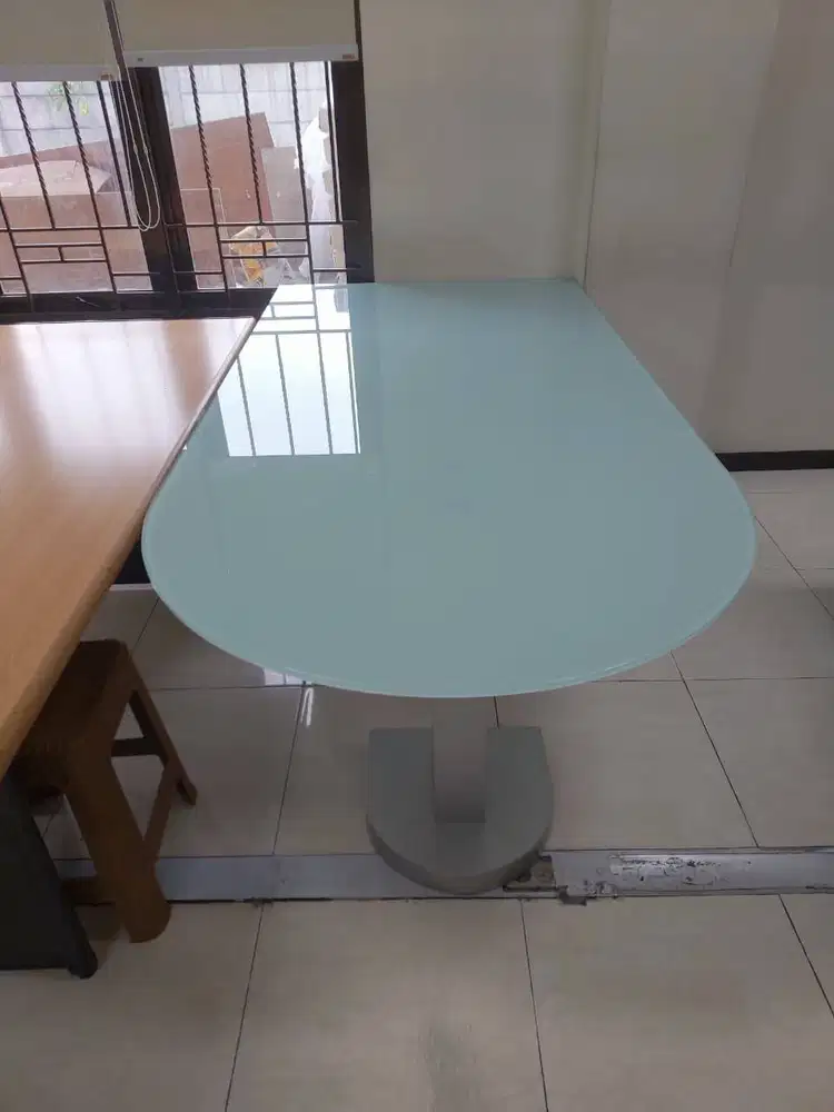 JUAL GLASS TABLE