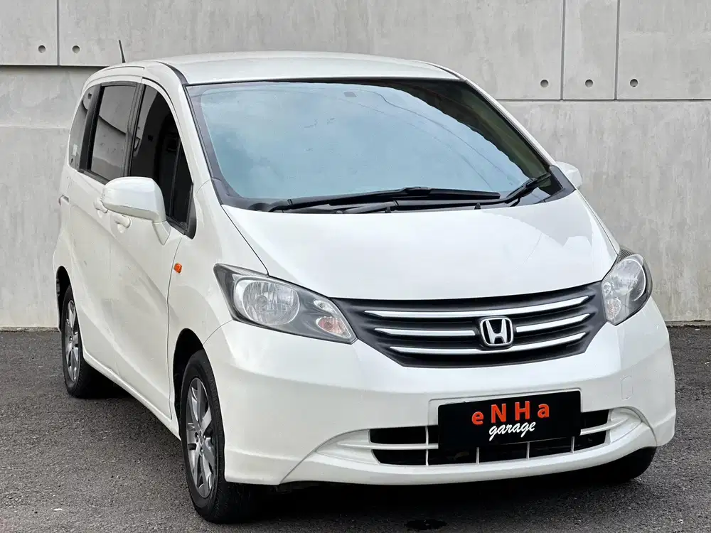 Plat H.. Honda Freed E PSD 1.5 A/T 2009.. eNHa garage Semarang..