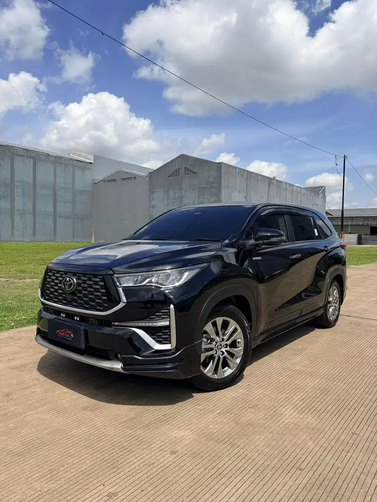 Toyota Innova Zenix Q Hybrid CVT 2.0 Modellista TSS 2023 Automatic