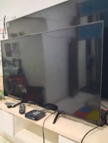 Smart tv 50 inch Panasonic LED