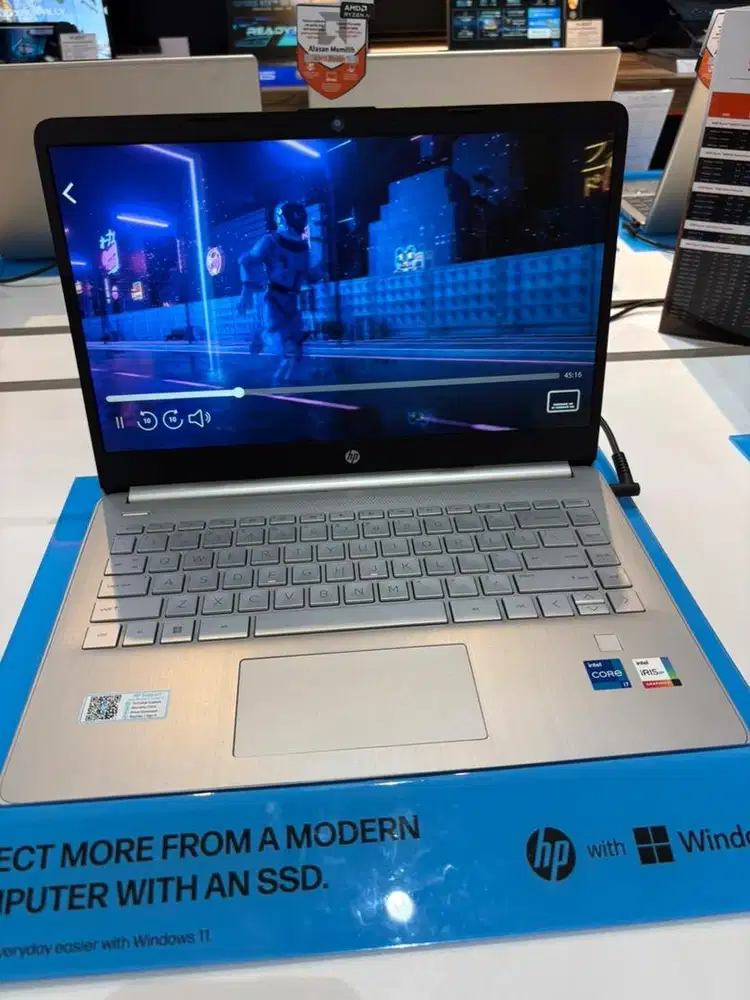 CICILAN LAPTOP HP 14s INTEL CORE I7 8 Gb 512 Gb Promo Bunga Ringan