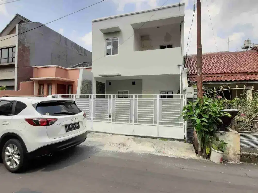 DISEWAKAN RUMAH CIPETE KOMPLEKS MPR CIPETE
