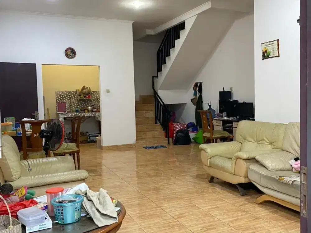 ANA RUMAH NGANTONG DALAM GANG LT.94M DI KARTINI