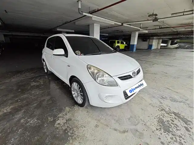 TERMURAH Hyundai i20 1.4 Bensin-AT 2010 TGV B