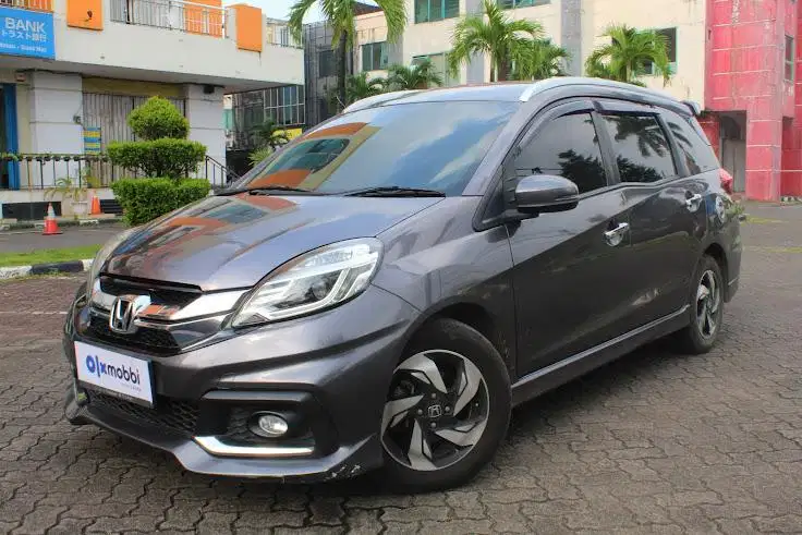 Pajak Panjang - Honda Mobilio 1.5 RS Bensin-AT 2017